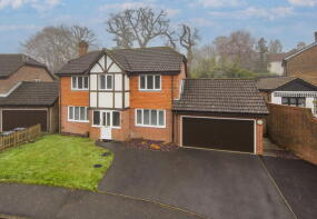 2, Graycoats Drive, Crowborough TN6 2JT
