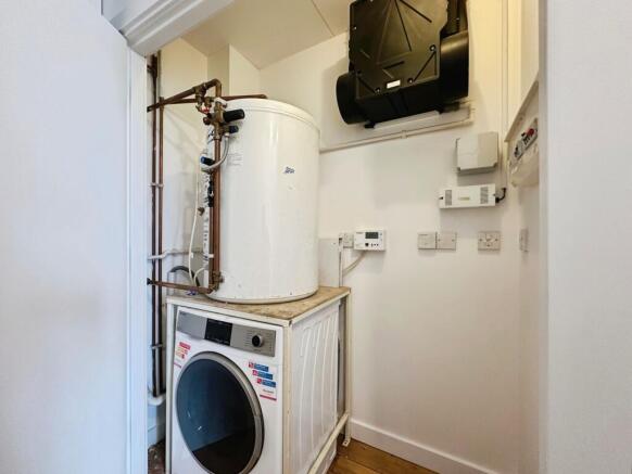 1 bed Apartment to rent Image 10