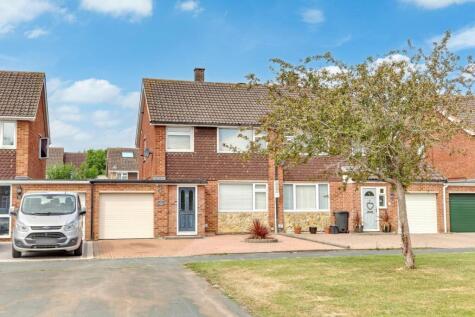 Fitzmaurice Close, Covingham, Swindon