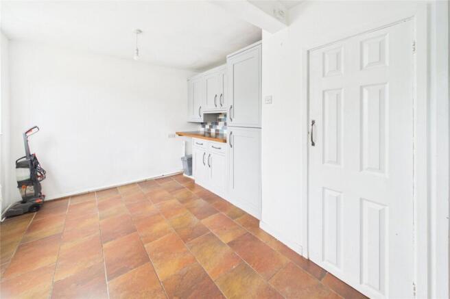3 bed Semi-Detached for sale Image 8