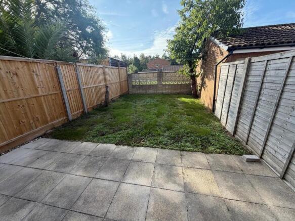 33 chetnole new garden.jpg