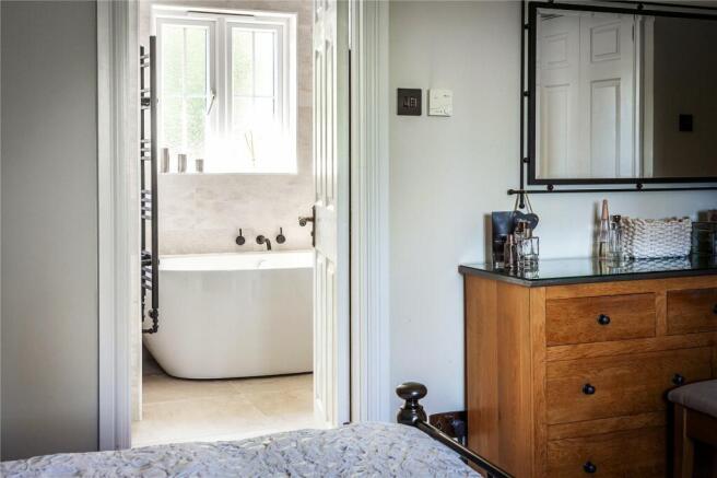 Master Ensuite