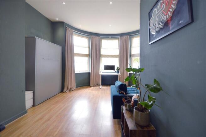 1 bed Apartment for sale Image 6