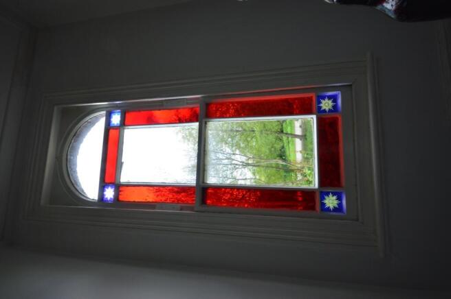6 bed House to rent Image 9