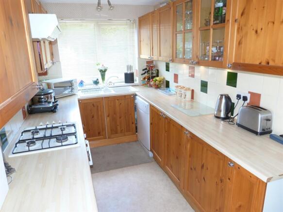 EXTENDED KITCHEN 