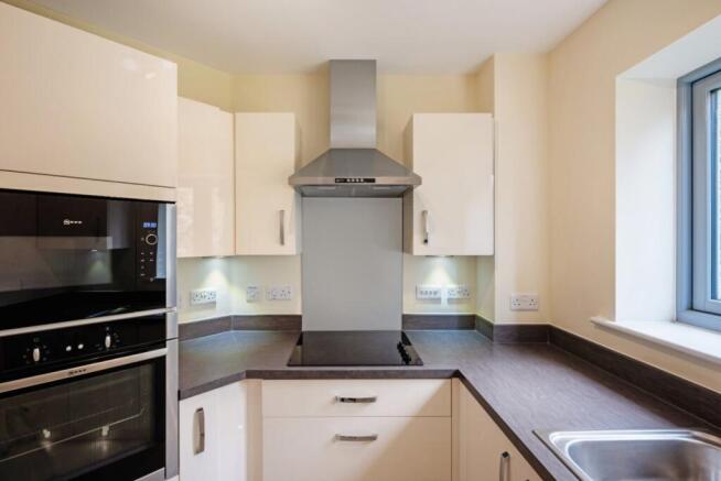1 bed Flat for sale Image 6