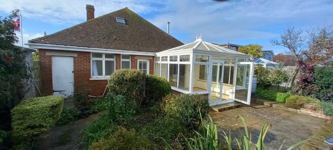 208 Rear Garden.jpg
