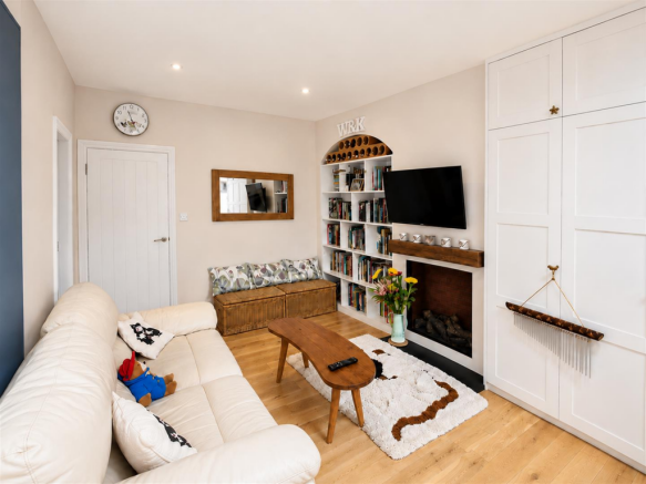 Living room version 3.png
