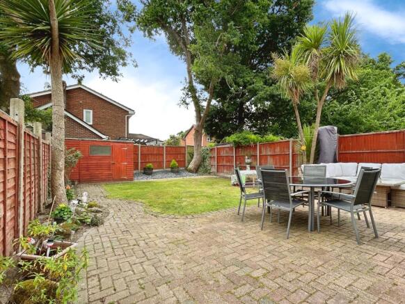 Photo 10