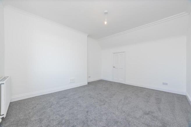 15. Bedroom 1 (2).jpg