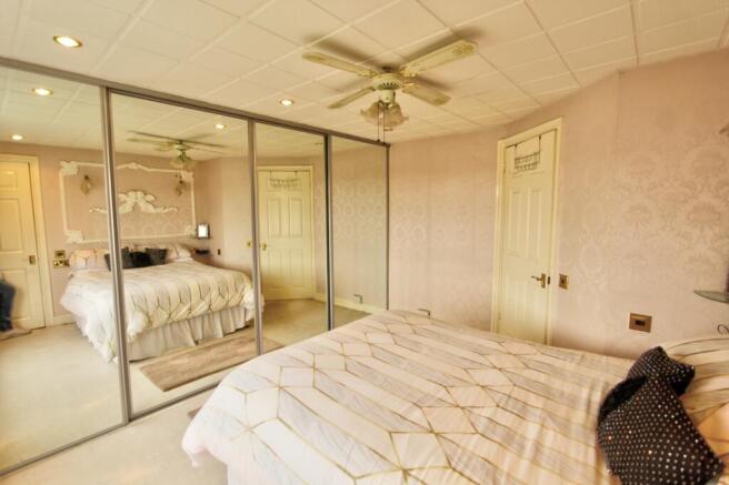 Bedroom 1B