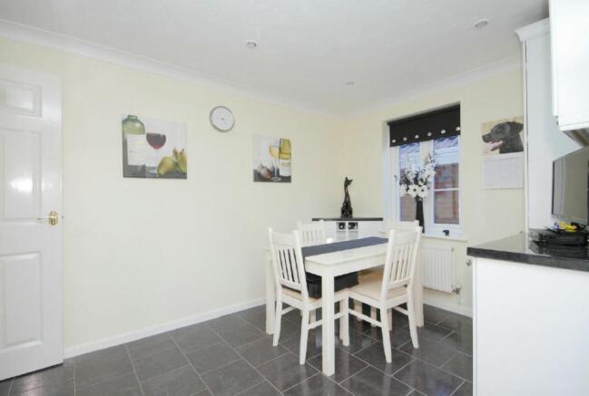 Kitchen/Breakfast Room