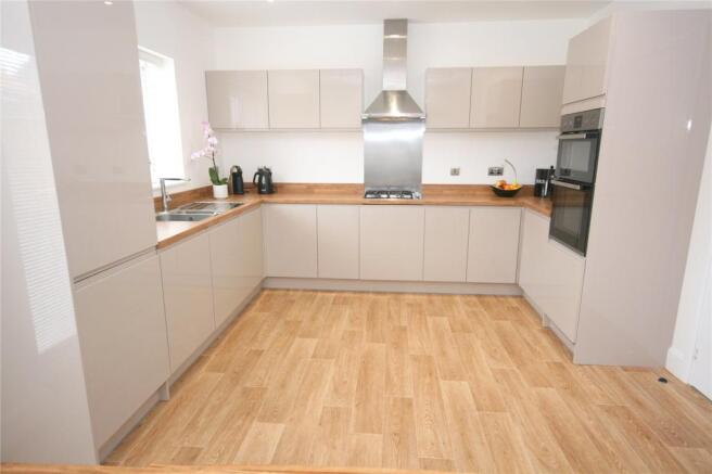 Kitchen 2