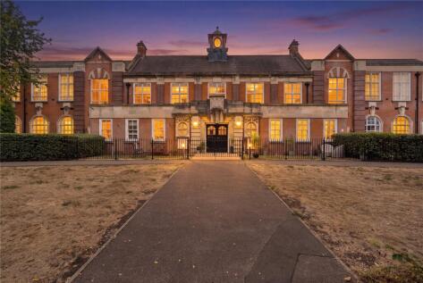 Academy Fields Road, Gidea Park, RM2