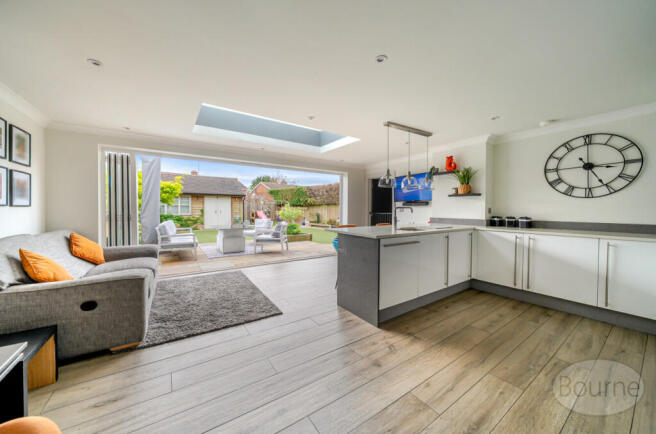 b378eebd-2f9e-42c...