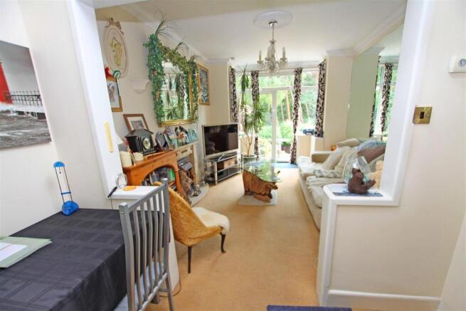 Pine Vale Crescent, Bournemouth photo 4