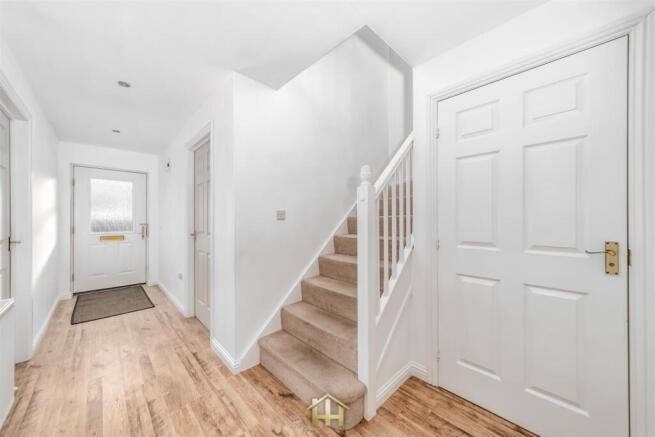 99 GLENEAGLES AVE DD2 3GH 251125 EDIT (19 of 49).j