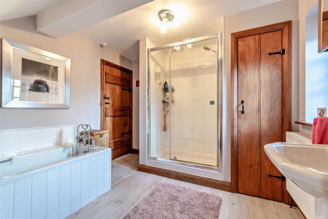 3 Bathrooms