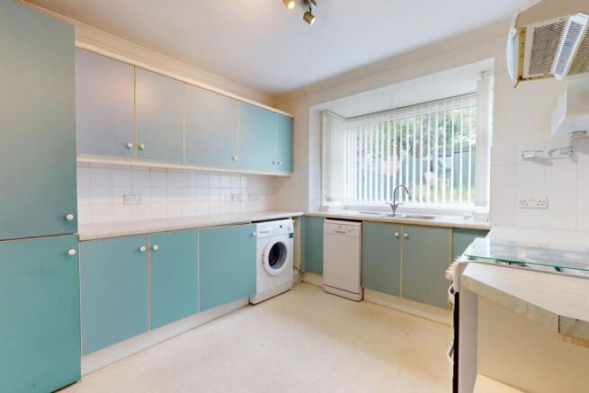 5 Wanstead Close, Bromley, BR1 3BN