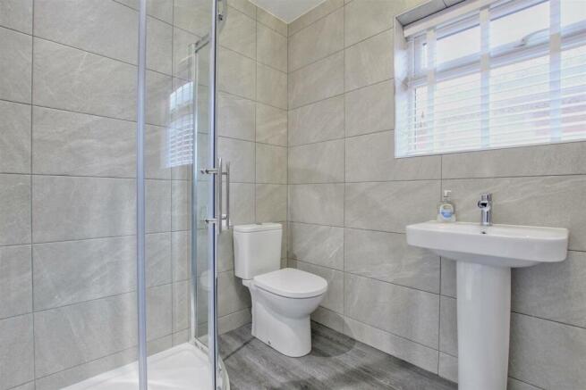 BATHROOM/W.C.