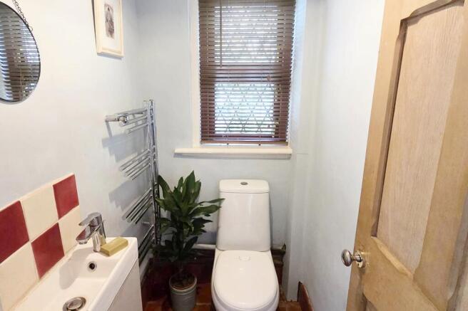 3 bed Semi-Detached for sale Image 10