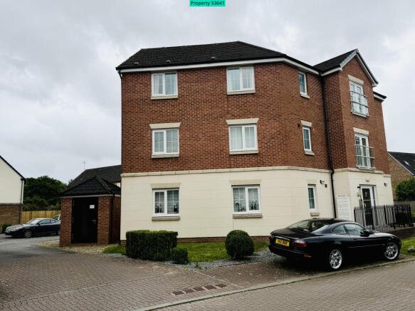 Block of 6 flats