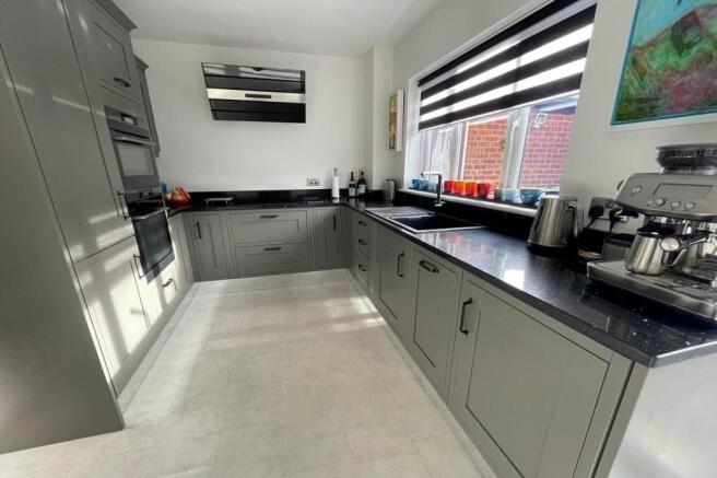 6- Kitchen