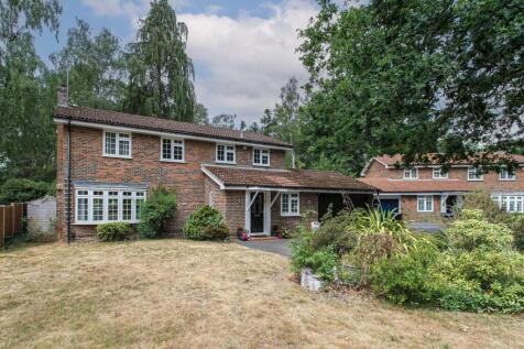 Belvedere Close, Fleet, GU51