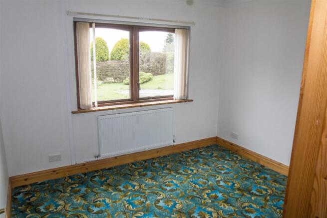 bed 2.jpg