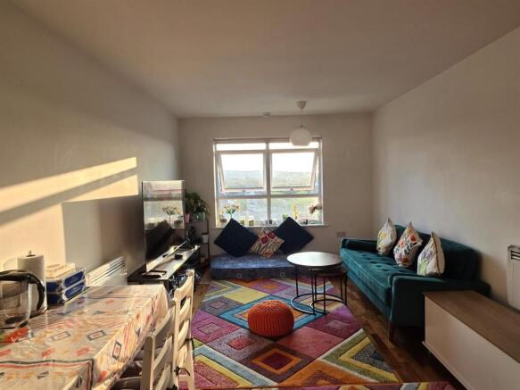 697 Morello lounge.jpg