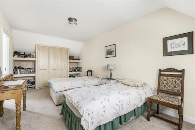 12 Senna Drive, Towcester