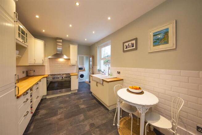 132 Moorland Rd 1364.jpg