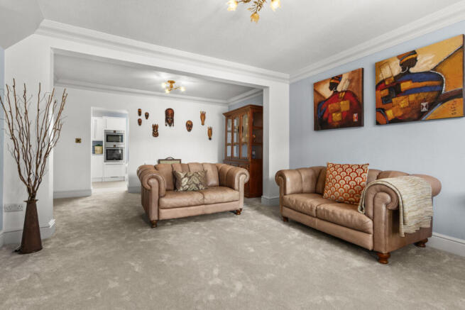 3 bed Semi-Detached for sale Image 5