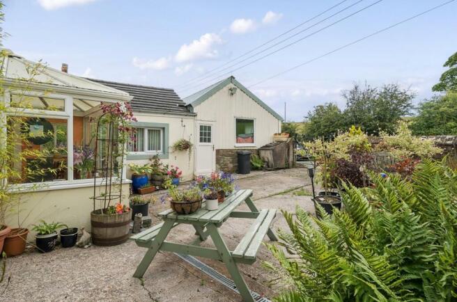 REAR COURTYARD