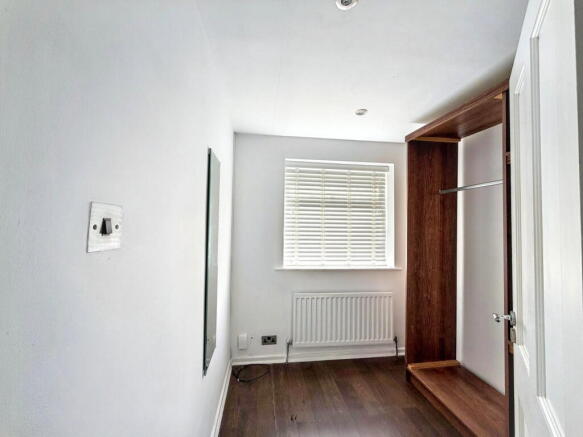 3 bed Semi-Detached for sale Image 11