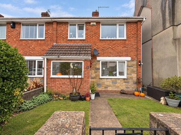 3-bed terraced on Lewis Street, Barry. CF62 6JW, £250,000