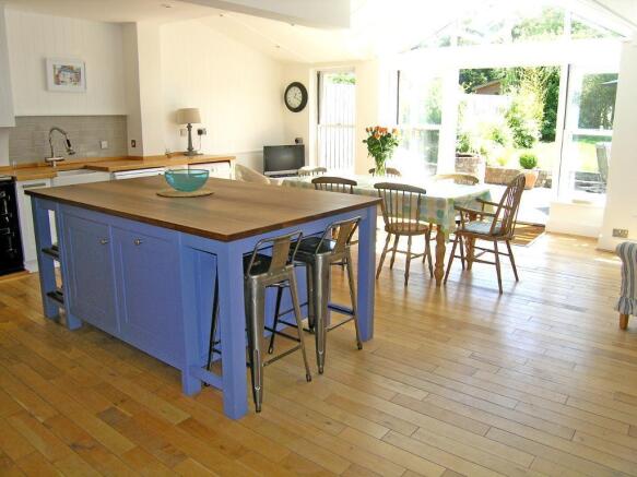 Kitchen to dining area