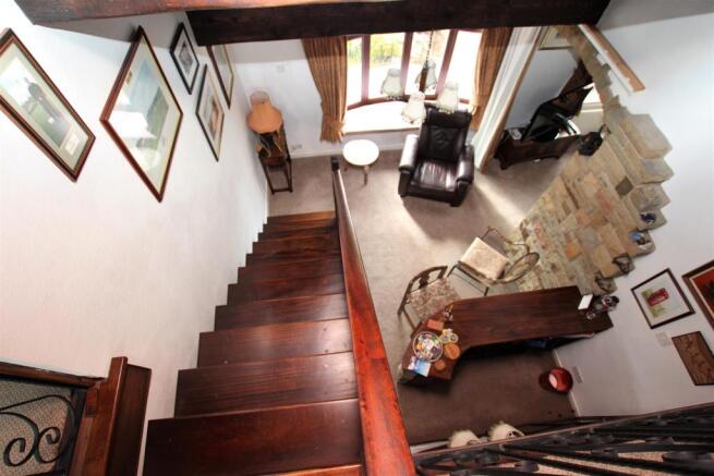 willowgardens11stair