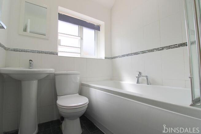 3 bed Terraced to rent Image 4