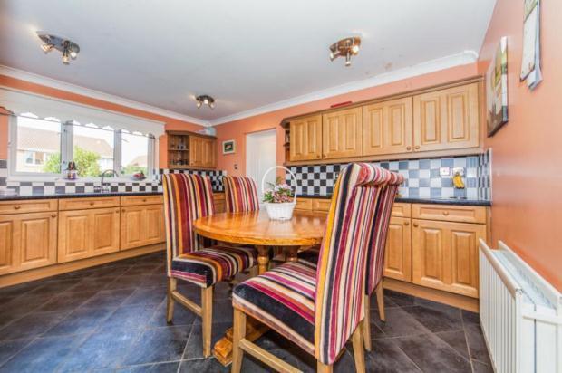 Kitchen/Breakfast