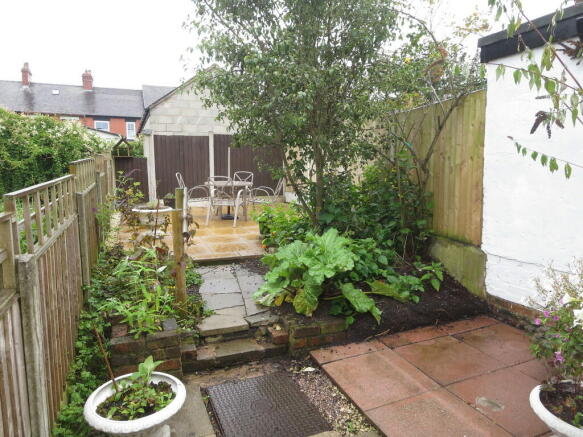 Photo 12