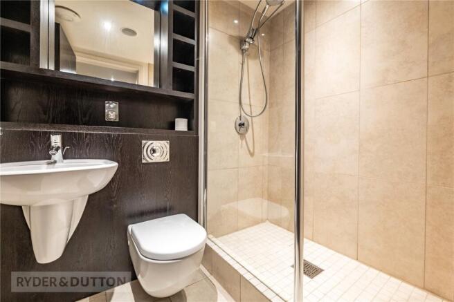 2 bed Apartment for sale Image 10
