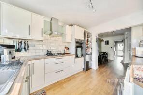 6, Grafton Close, George Green, Slough SL3 6BE