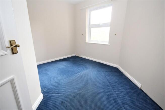 bedroom from door...