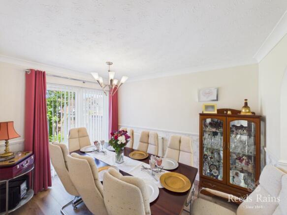 3 bed Bungalow for sale Image 7