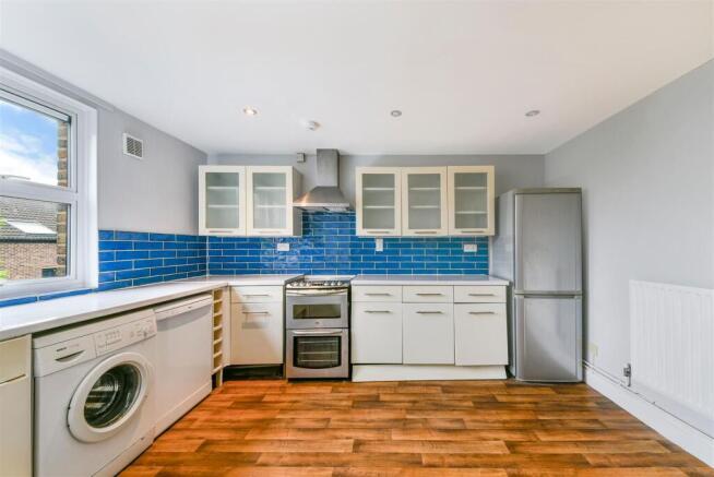 KITCHEN BREAKFAST ROOM