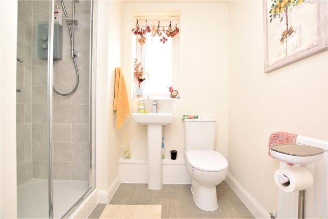2 bed Apartment to rent Image 7