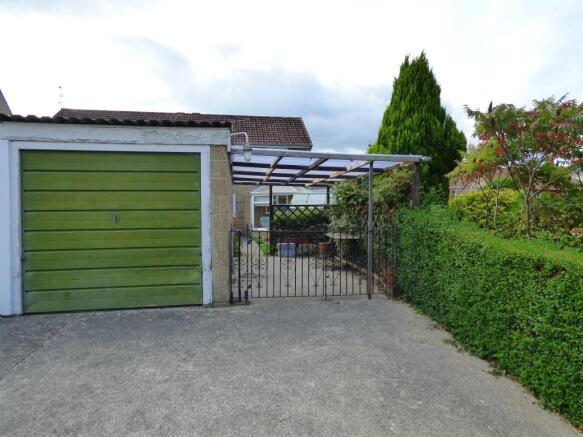Garage & Car Port