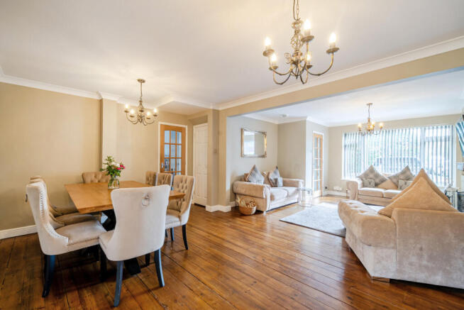 1424246-21-69b817...