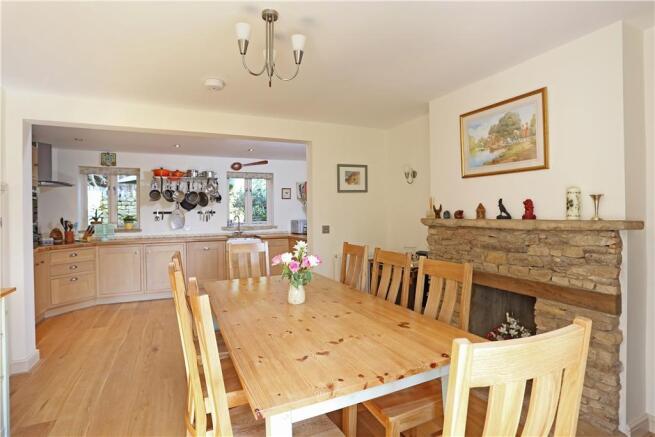 Kitchen/Dining Room